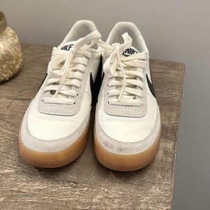 Nike Women’s Killshot 2 shoes size 7.5 black and white